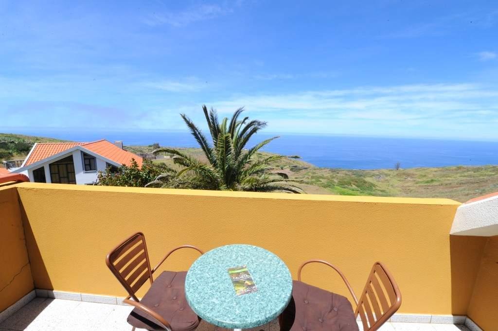 Residencial Farol Bed & Breakfast Ponta do Pargo Luaran gambar